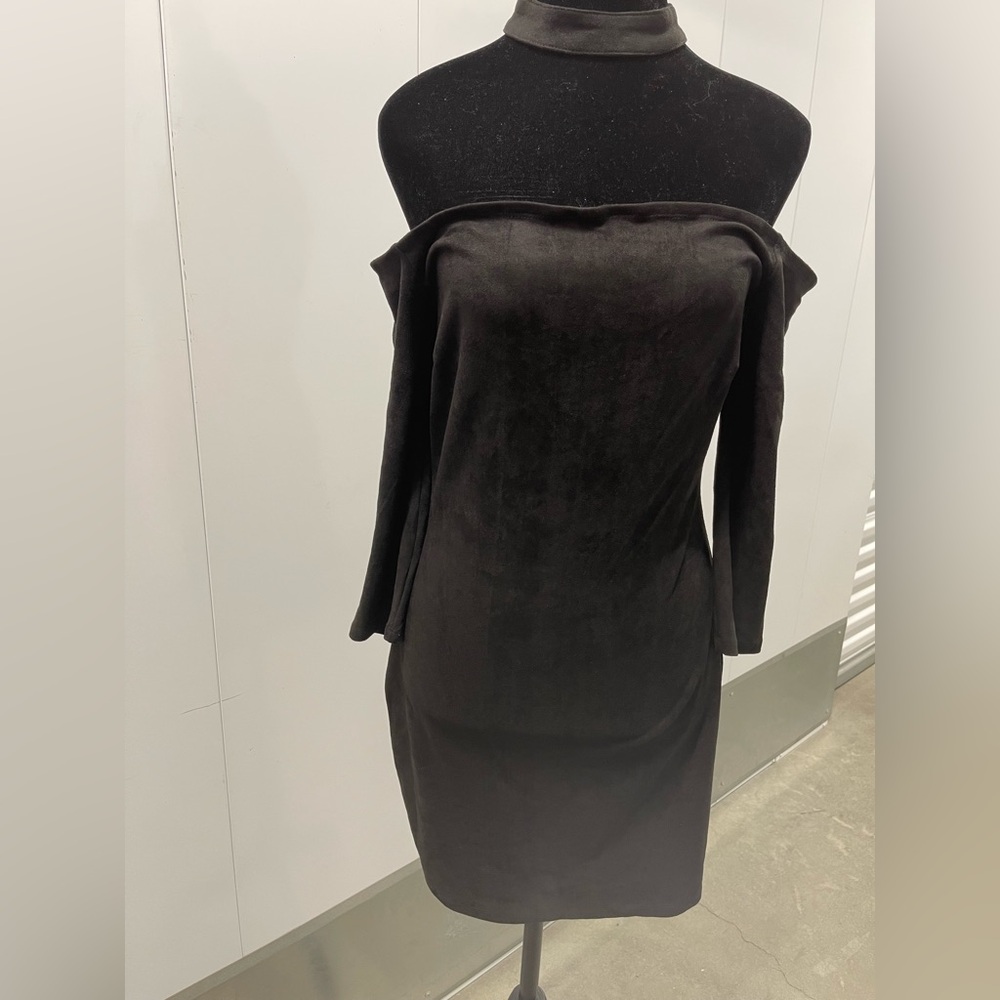 bebe Black Long Sleeve Off-Shoulder Dress